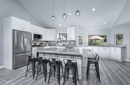 Aviara House | ~OPEN 8/23-28! Beachy Lagoon Getaway! Pool & Spa, Pets OK, Remodeled!~