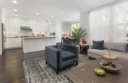 Orchard Hills House | Orchard Hills Coral on Rodeo