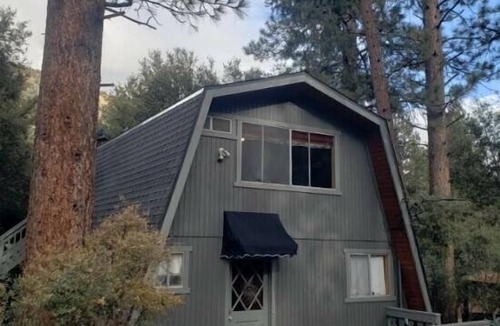 Pine Mountain Club Cabin | Our July discounts just for you! The pool is open. We have peace and quiet.