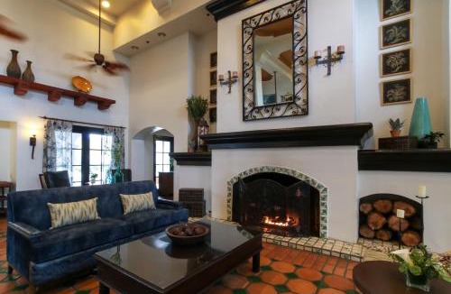 Pismo Beach Hotel | Oxford Suites Pismo Beach