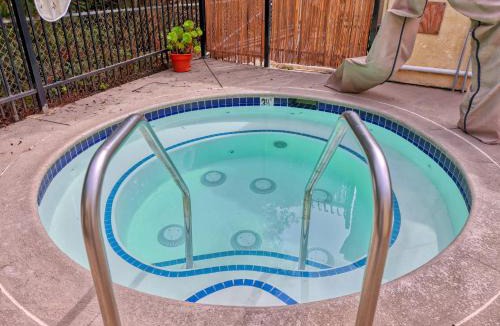 Oceano House | Pacific Plaza #608 - Oceano Getaway - 1BdrmUp-K-QSofa