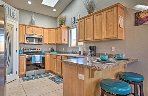 Page House | Page Family Getaway w/Yard < 7 Mi to Lake Powell!