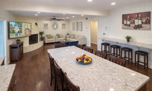 Southwest Anaheim House | Palm Villa Disneyland Pool 4 Bedroom 3 Bath HotTub