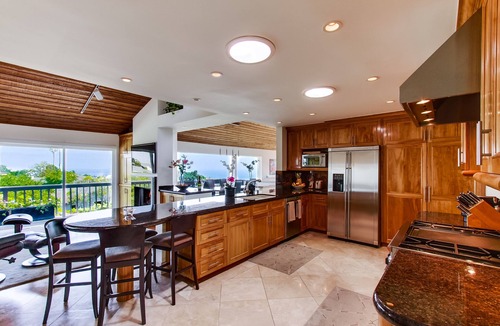 La Jolla Mesa House | Panoramic Ocean, Bay and City View with Garden and Spa