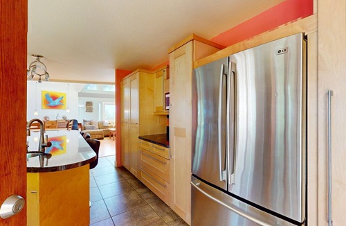 Gualala House | Panoramic ocean view 4-bedroom house in charming Gualala perfect for relaxing .