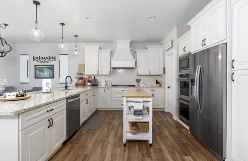 Pinetop-Lakeside House | Papa's Place - Modern Rainbow Lake Home w/AC, Game Room, Furnished Deck & BBQ