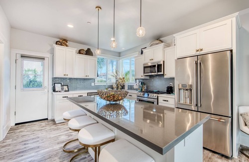 Grover Beach House | Papillon House a luxury escape with sunset ocean- 2 Master En-suites