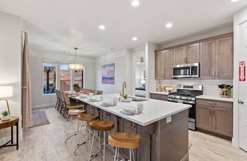 Washington House | Paradise at 3 Pools at Paseos 1373 Resort | Private Kiddy Pool, Adult Pool, Hot Tub, & more