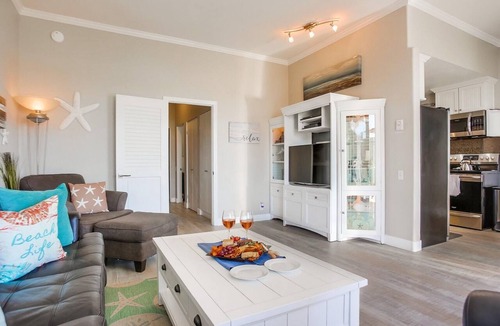 Mission Beach Condo | Paradise Retreat | 2BR Bayfront w/Spacious Patio