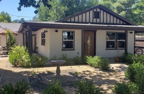 Paso Robles House | Park Place 3/3 Walkable to Downtown BBQ grill