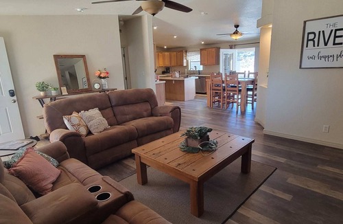 Parker Strip House | Parker Strip Pool House | Private Pool Game Room River Access