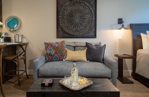Paso Robles Apartment | Paso Park Suite 204-Balcony Overlooking Town Square in Downtown Paso Robles!