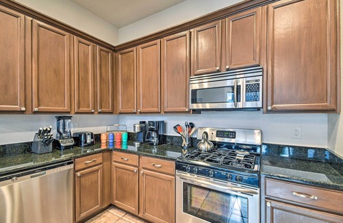 Tatum Highlands House | Patio & Fire Pit: Family Retreat in Cave Creek!