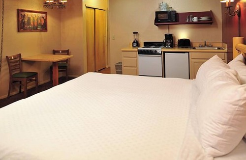 Kohls Ranch Cabin | Payson | Secluded Cabin Retreat | Pool + Hot Tub