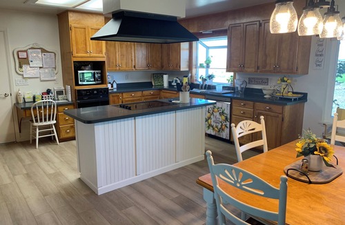 Honcut House | Peaceful 3-bedroom Country Ranch House near Oroville
