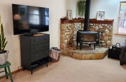 Deschutes River Woods House | Peaceful 3-bedroom house in the country with WiFi in Bend