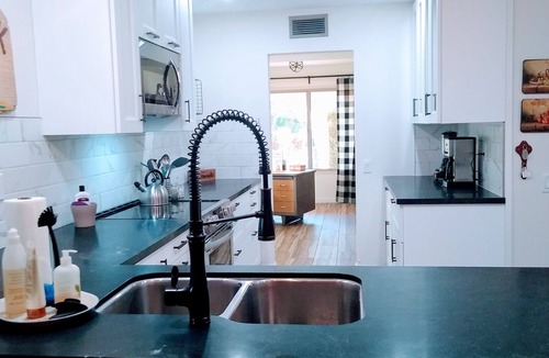 Sun City House | Peaceful 55+ Retreat, Fully Stocked, Ideal for Long Stays, Updated Home