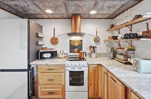 Stevensville House | Peaceful Guest Cottage with amazing Bitterroot Moutain Views
