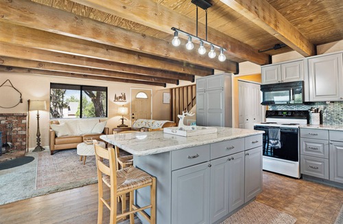Groveland Cabin | Peaceful Pines - Lake, Golf & Yosemite Adventure Base