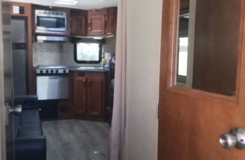 Livermore House | Peaceful Retreat in modern camper w/Panoramic View