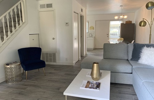 South Scottsdale House | Peaceful Townhouse Walking Distance to Old Town, 4 Pools