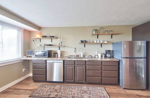 Hillsboro Apartment | Peaceful Views in Wine Country