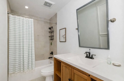 Marin City House | Perfect 3-bedroom townhome in welcoming Sausalito for your stay