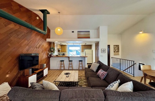 Mammoth Lakes House | Perfect Family Townhome w/Private jacuzzi!