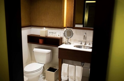 San Jose Hotel | Perfect for Business Trips to Silicon Valley! 2 Comfortable Accommodations