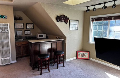 McKinleyville Apartment | Perfect for visiting Cal Poly Humboldt or the redwoods!