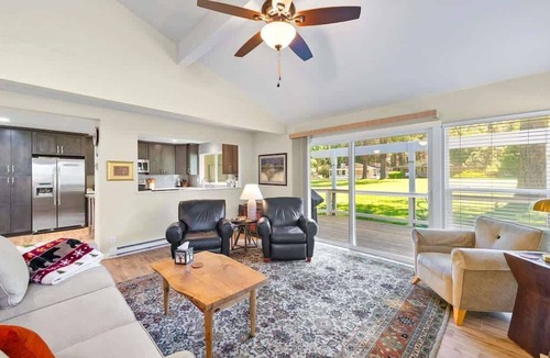 Plumas Eureka Estates Condo | Perfect in the Pines - 38 Aspen Circle
