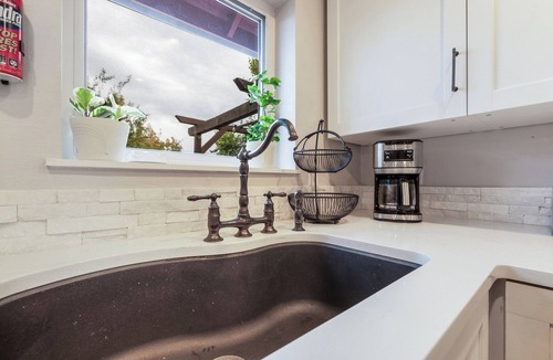 Creswell House | Pet-Friendly 2Bed/2Bath Home Close to Eugene