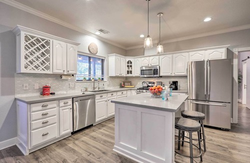Flagstaff House | Pet-Friendly Flagstaff Escape w/Fenced-In Yard!