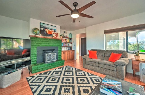 Cottonwood-Verde Village House | Pet-Friendly Gem w/Treehouse: 20 Mi to Sedona