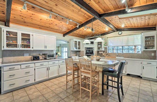 Williamson House | Pet-Friendly Prescott Home on 3 Acres w/Sunroom