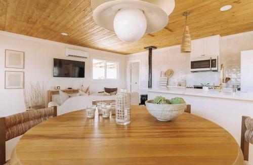 Joshua Tree House | Petit Noir Remote Retreat, Yoga Deck, Hot Tub