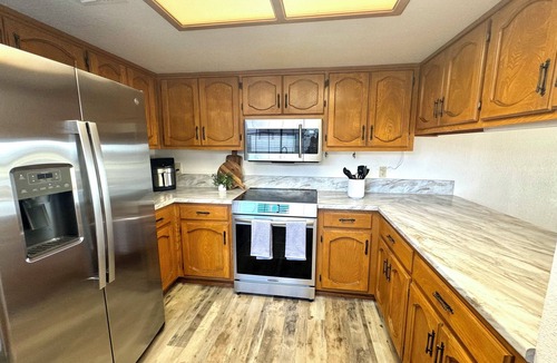 Fortuna Foothills House | PETS STAY FREE! 2 bed/2.5 ba townhome on Golf Course in the Foothills of Yuma