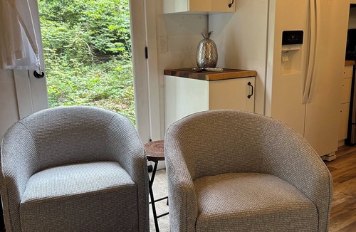 Mount Hood Village Cottage | Phenomenal Cottage, Steps to Sandy River/Beach/Trail/Shopping/Restaurants w/Golf