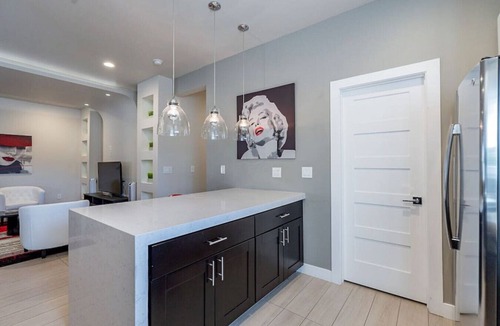Encanto House | PHX Retreat | 2 Bedroom 2 Bath Home in Historic Neighborhood