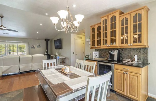 Coarsegold House | Picayune Retreat: Spa/EV/Play-structure/Pet-loving/Games and more'