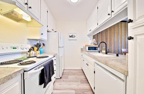 Townsite House | Pier View Retreat