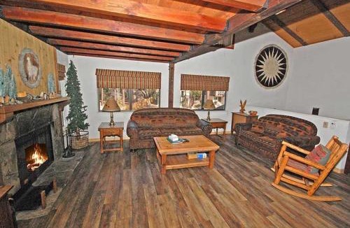 Tahoe Tyrol House | Pine Hill Road Holiday home