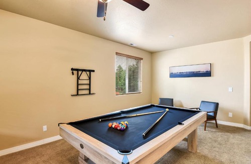 Ponderosa Trails House | Pine Mountain Trail Pool Table Dog Family Fun in Flagstaff