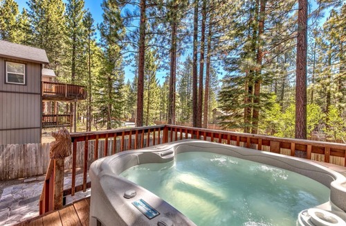 Country Club Estates House | Pioneer Pines - HotTub, Pets, Foosball, 3 Fireplaces