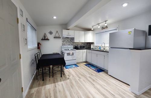 Coos Bay Hotel | Plainview Motel & RV Park
