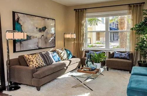 Pilgrim - Triton Apartment | Plaza