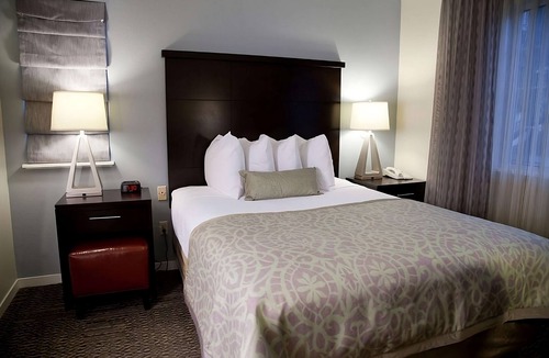 San Bruno Hotel | Pleasant Stay! 2 Convenient Units, Pet-friendly, Free Breakfast, Outdoor Pool!