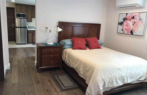 Roseville - Fleet Ridge House | Point Loma retreat - 4 blocks to the Bay