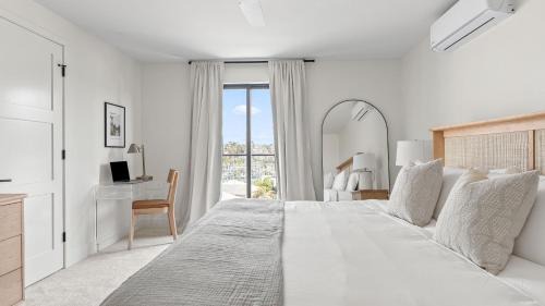 Point Loma Heights House | Point View Retreat by AvantStay
