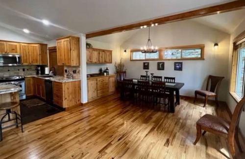 Three Rivers House | Pony Express River Retreat - DESCHUTES RIVER/SUN RIVER/MT BACHELOR/BEND
